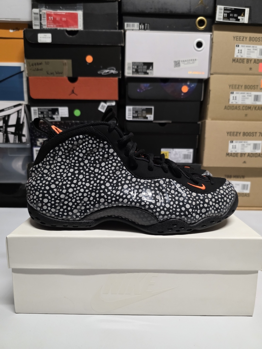Nike Air Foamposite One PRM 'Safari' - Sz 12 W/ Matching Snapback Hat